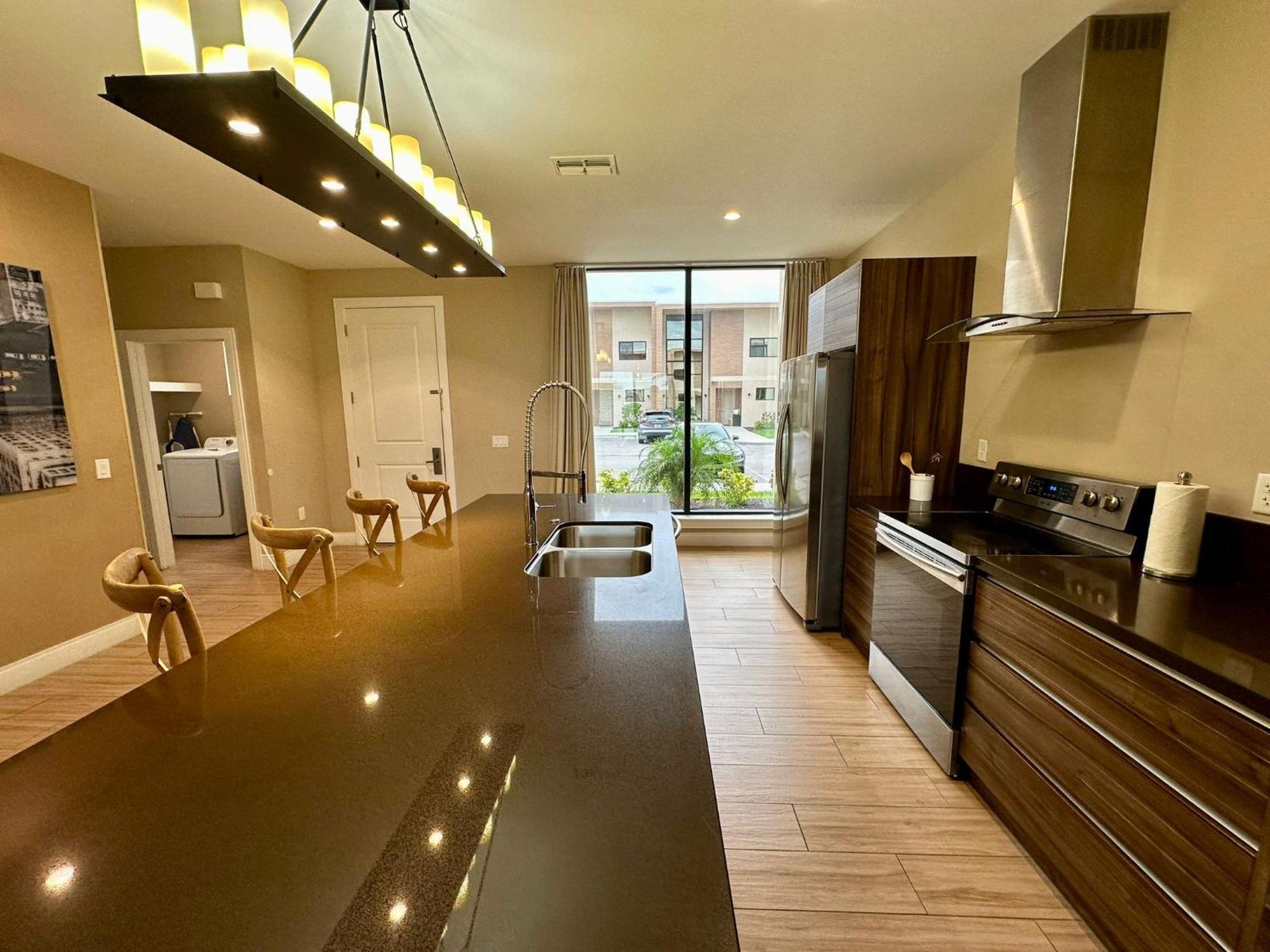 Luxury Home In Orlando With Private Hot Tub - 7 Min From Disney Parks - 3 Bedrooms And 4 Bathrooms! Exterior foto